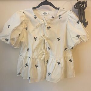 Cream Puff Sleeve Blouse with Black Embroidery